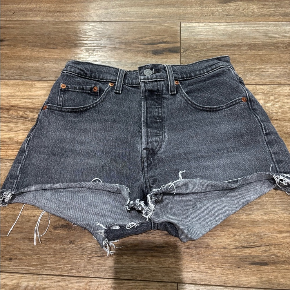 Levi’s 501 Faded Black Jean Shorts, Sz 26
